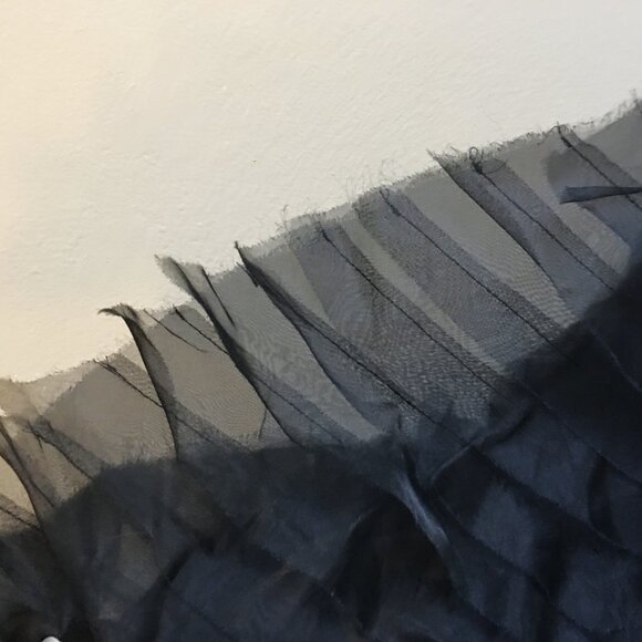 BCBG MAX AZRIA "Marisa" Long Layered Silk Organza Gown in Black - Size 0 - Picture 11 of 16